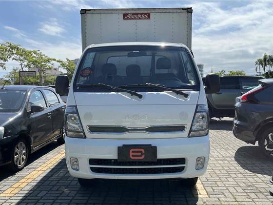KIA BONGO 2.5 TD DIESEL STD CS 4x4 MANUAL KIA BONGO 2.5 TD DIESEL STD CS 4x4 MANUAL
